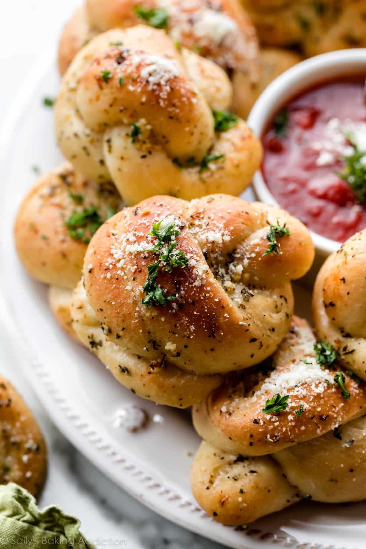 garlic-knots